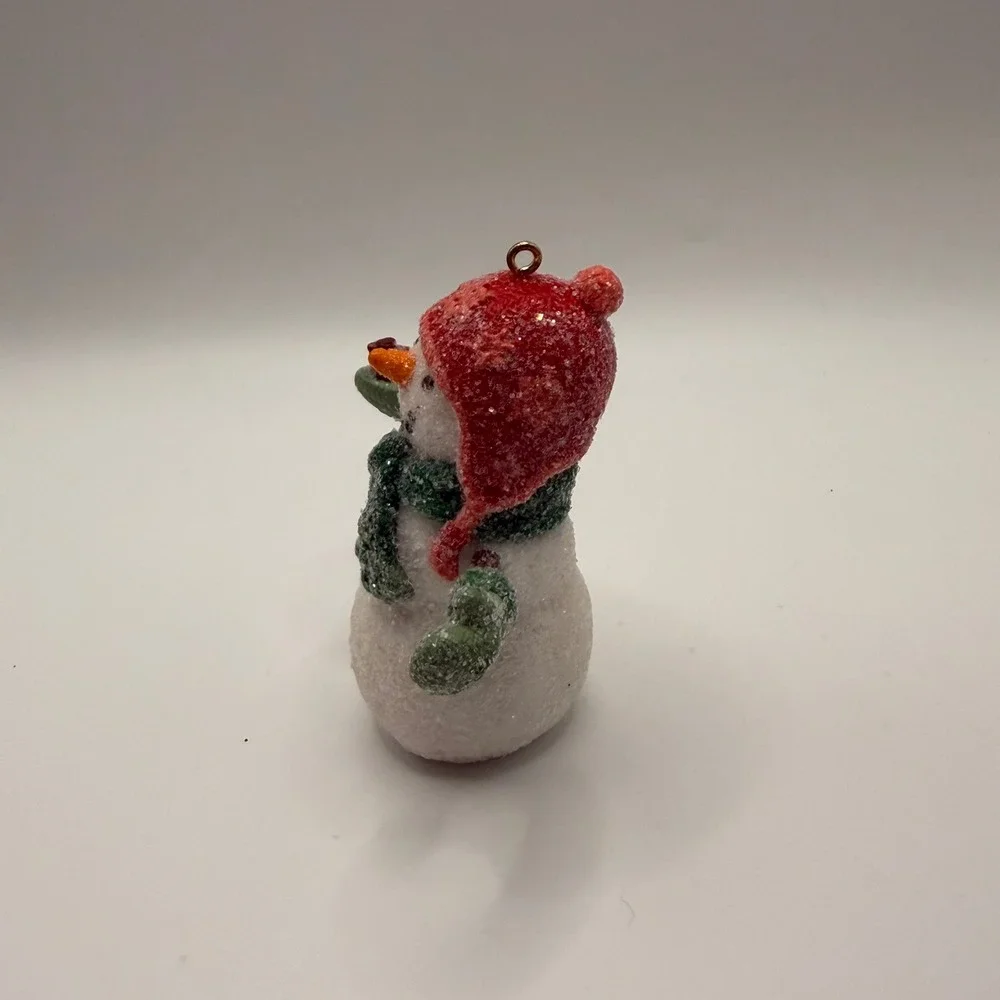 Hallmark Keepsake 2007 Welcome Friends Snowman Christmas Ornament Linda Sickman